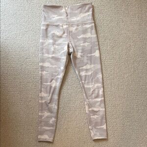 Women’s athleta  Camo Leggings